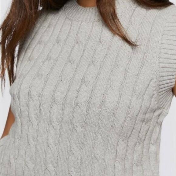 New! Forever 21 Grey Cable Knit Sweater Vest 100% Cotton Ladies Medium - Picture 2 of 10